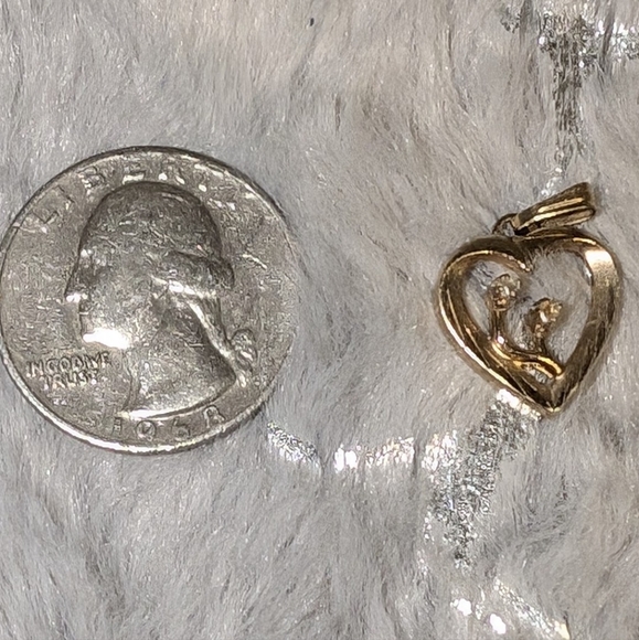 Vintage 12K Gold Filled Diamond Heart Pendant - Picture 8 of 10